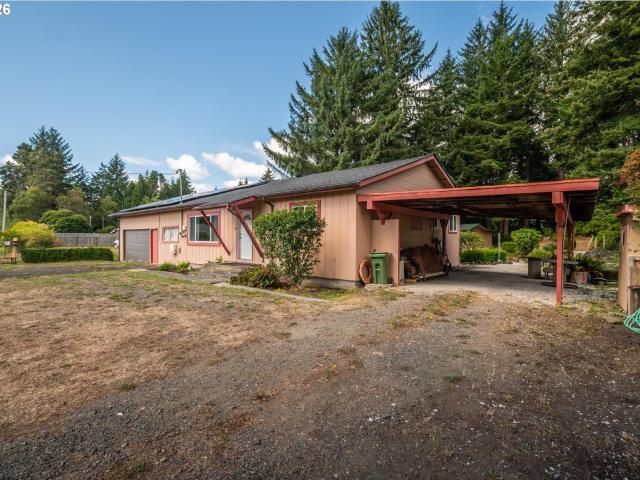 House for sale in Crown Point, Coos Bay