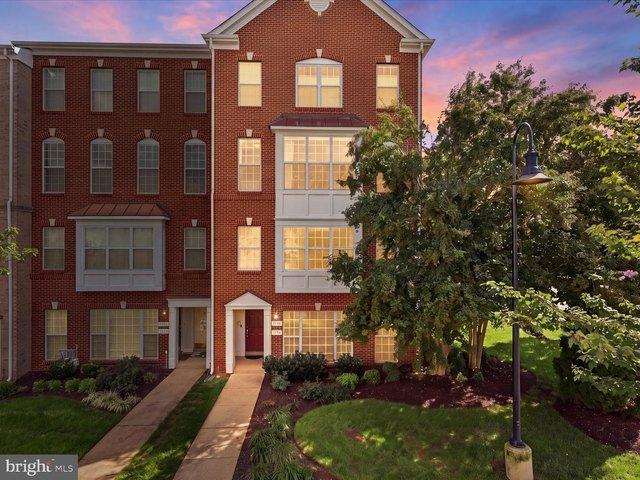Condo for sale in Haymarket, Prince William County