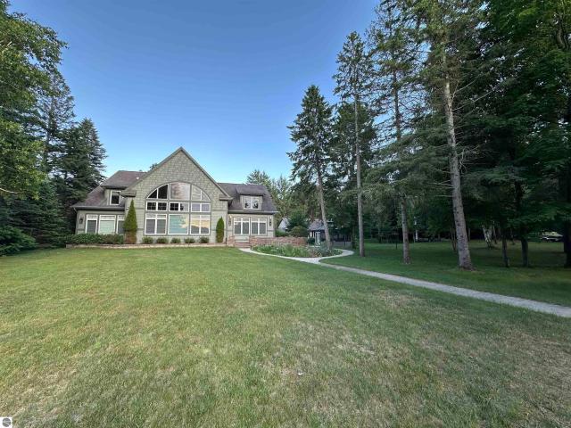 House for sale in Kalkaska