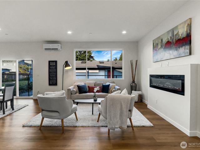 Condo for sale in Everett, Washington