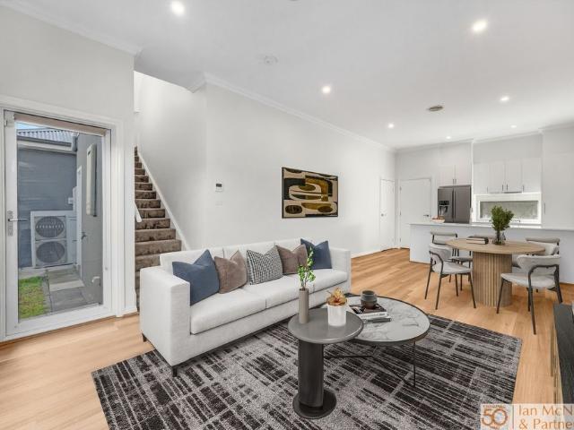 Townhouse for rent in Queanbeyan, New South Wales
