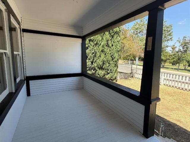 House for sale in Taft, California