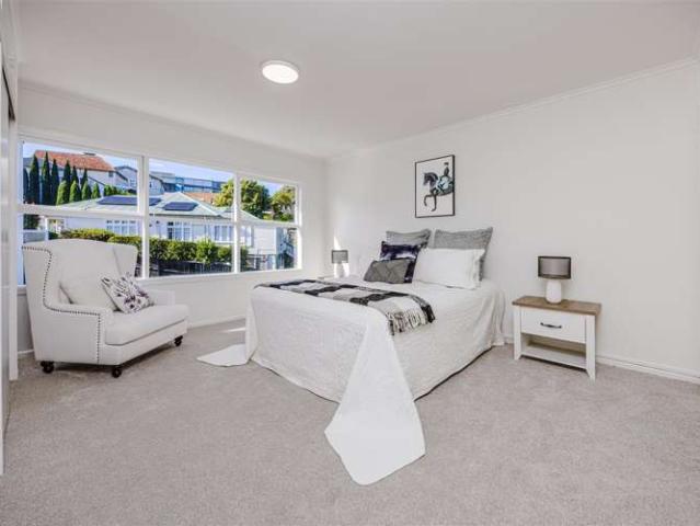 Townhouse for sale in Parnell