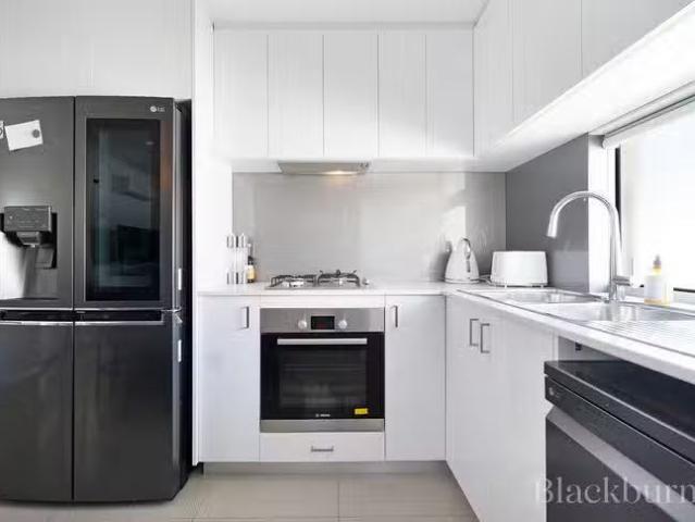 Apartment for rent in Innaloo, Western Australia