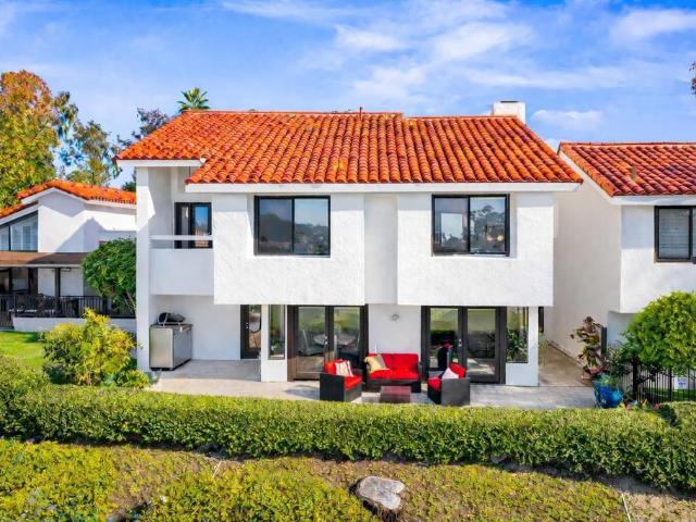 Townhouse for sale in Solana Beach, California