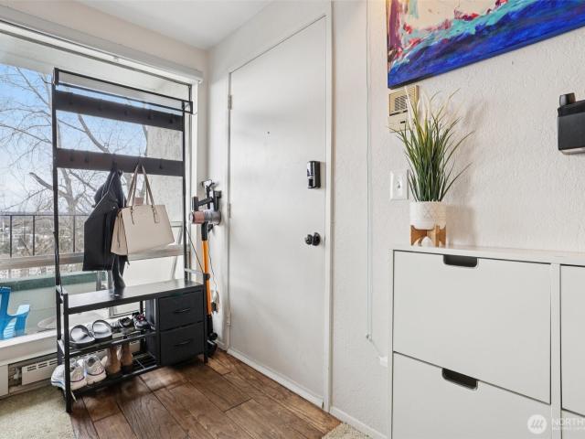 Condo for sale in Renton, Washington