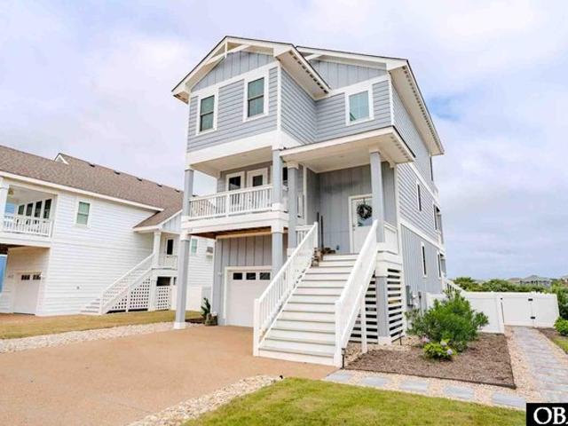 House for sale in Corolla, North Carolina