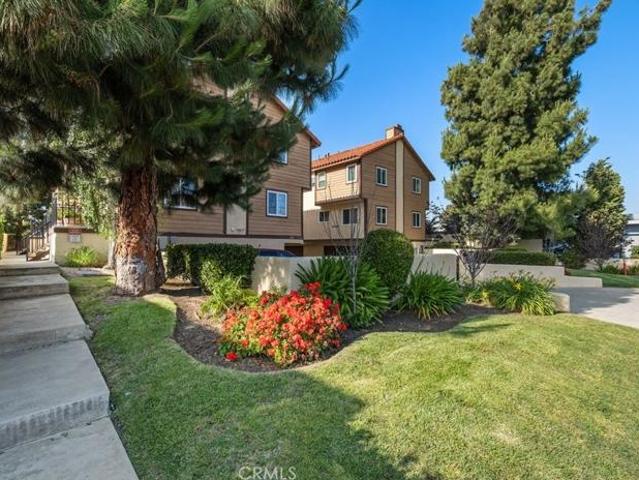 Condo for sale in Carson, California