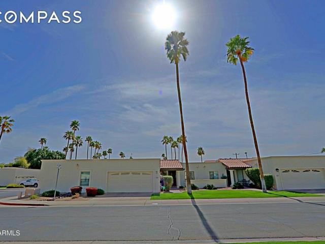 Townhouse for sale in Phoenix
