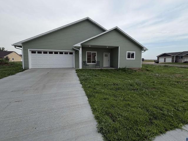 House for sale in Parker, South Dakota