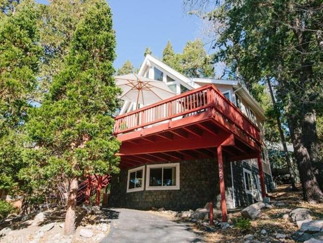 House for sale in Cedar Glen, California