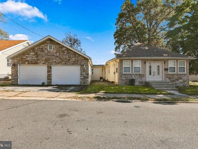 House for sale in Sharon Hill, Delaware County