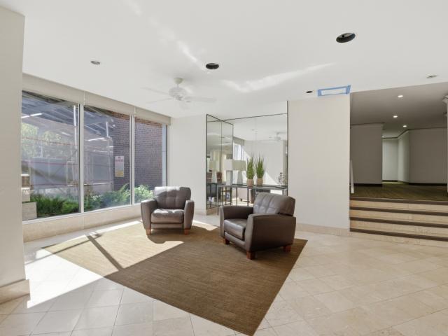 Property for sale in The Bronx, Arverne