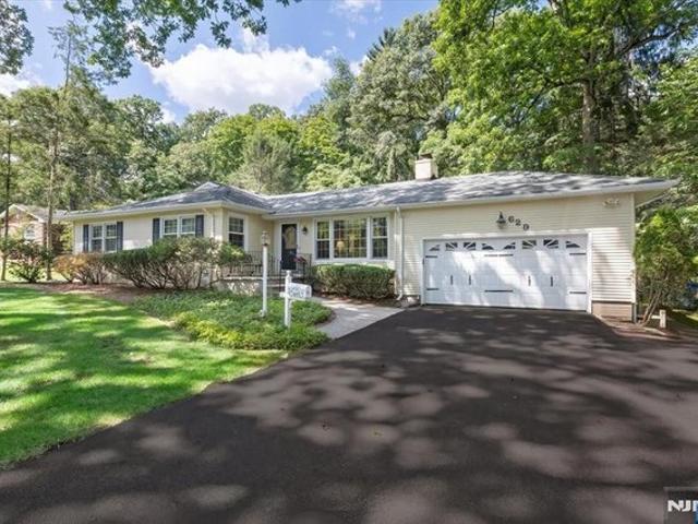 House for sale in Wyckoff, Bergen County