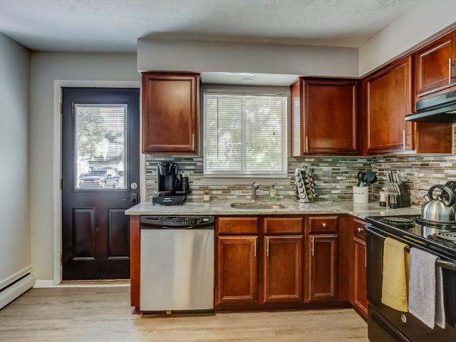 Apartment for rent in Clawson, Michigan