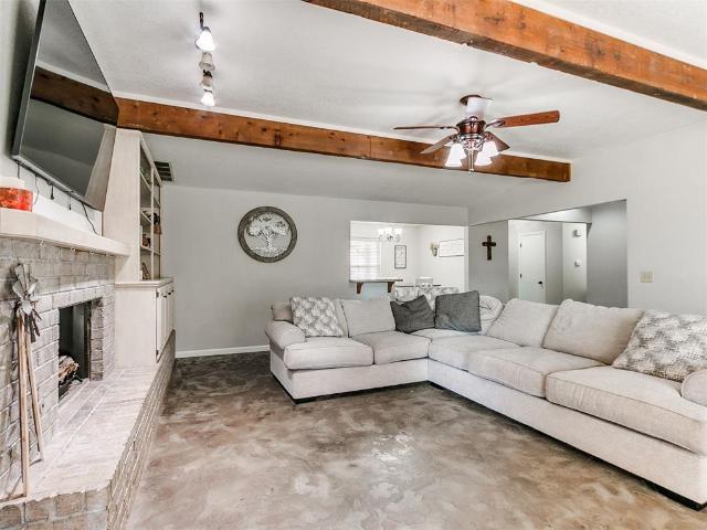 House for sale in Mustang, Oklahoma