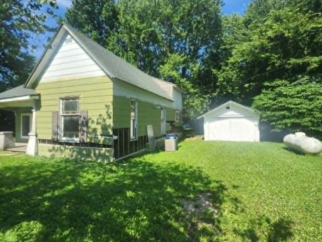 House for sale in Buffalo, Missouri