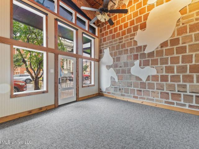 Commercial for sale in Hattiesburg, Forrest County