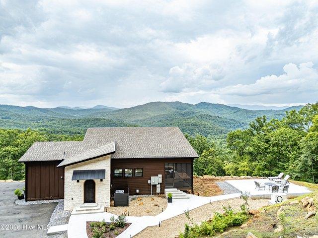 House for sale in Hayesville, North Carolina