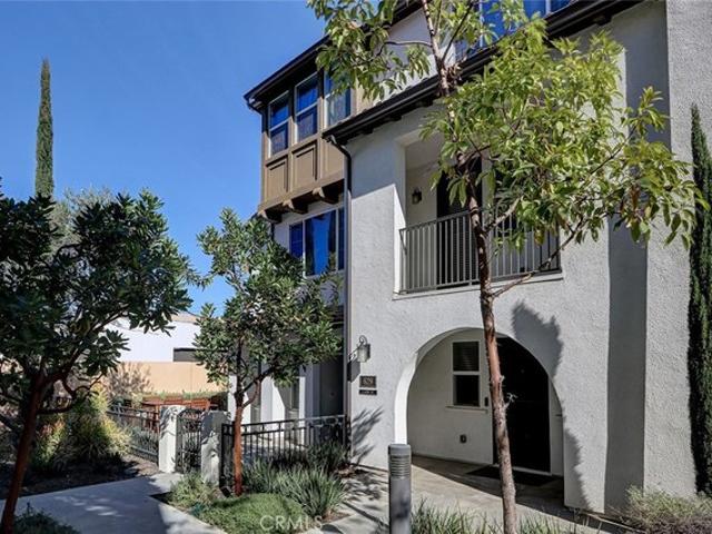 Townhouse for sale in Anaheim, California
