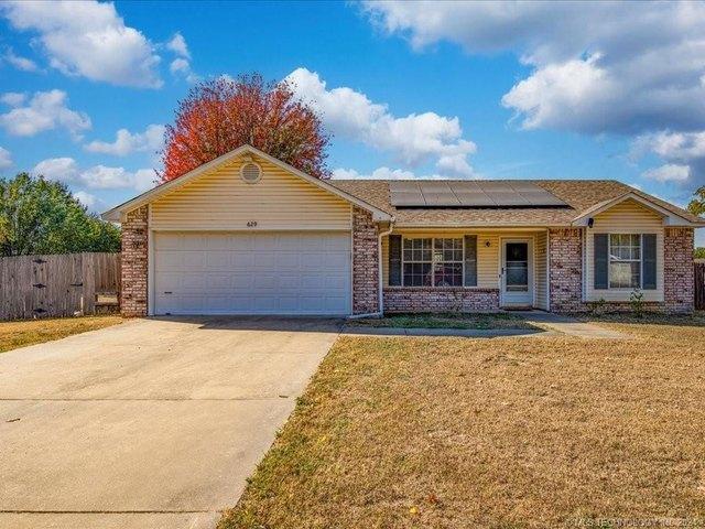 House for sale in Dewey, Oklahoma