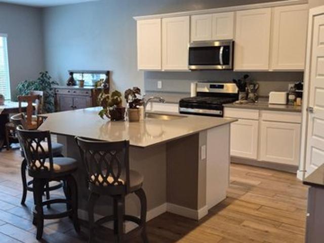 House for sale in Vail, Arizona