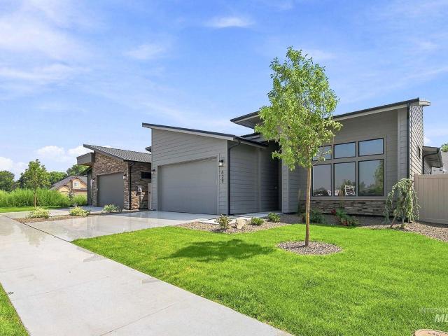 House for sale in Meridian, Idaho