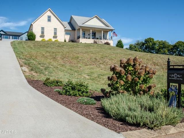 House for sale in Walland, East Tennessee