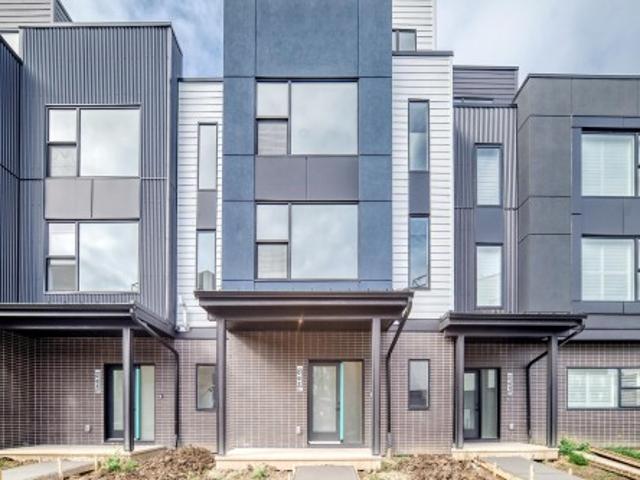 Townhouse for sale in Saint Albert, Alberta