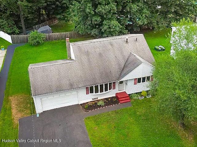 House for sale in Bloomington, New York