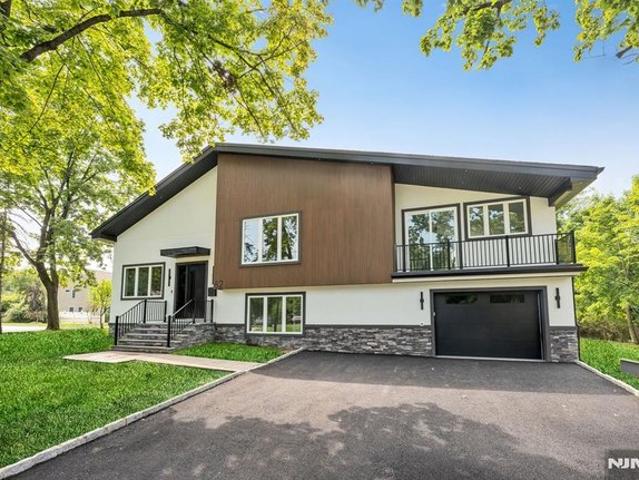 House for sale in Closter, New Jersey
