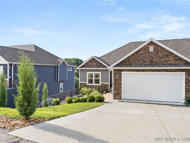 Townhouse for sale in Camdenton