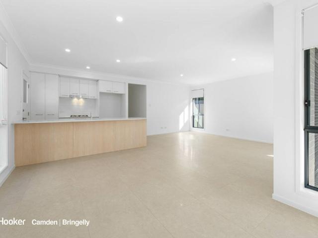House for rent in Gregory Hills, Sydney