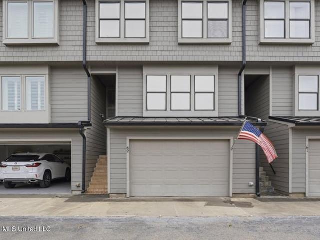 Condo for sale in Ridgeland, Mississippi
