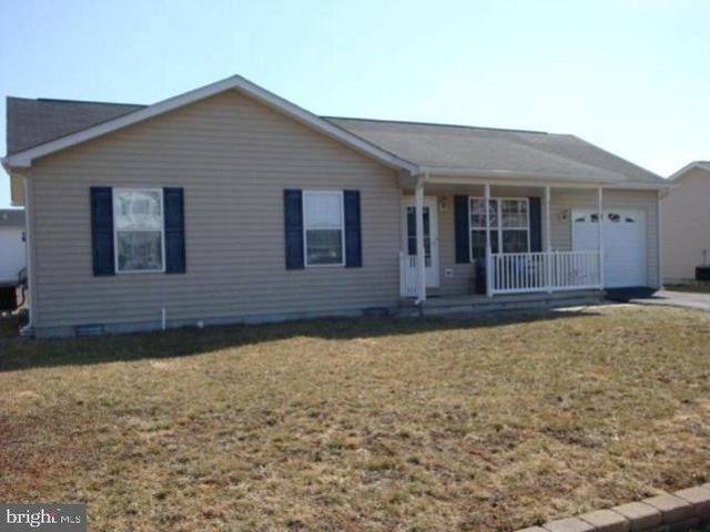 House for sale in Bunker Hill, West Virginia