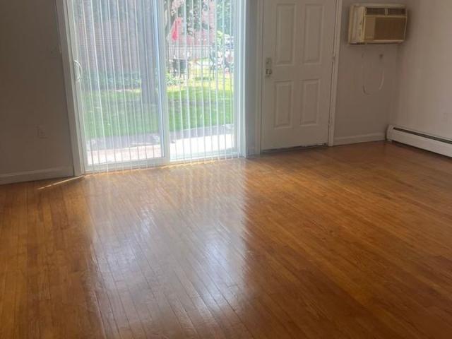 Apartment for rent in Hartford