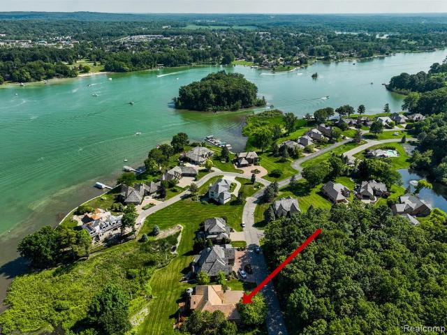 House for sale in Fenton, Michigan