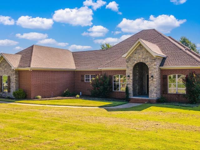 House for sale in Ark