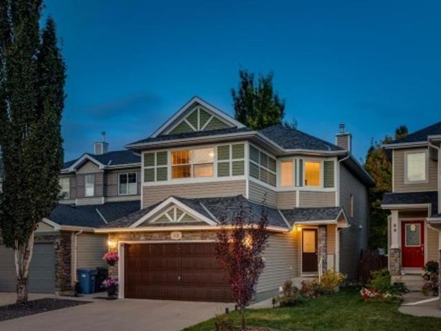 House for sale in Cougar Ridge, Calgary