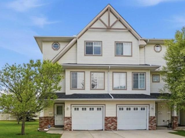 Townhouse for sale in Northwest, Alberta