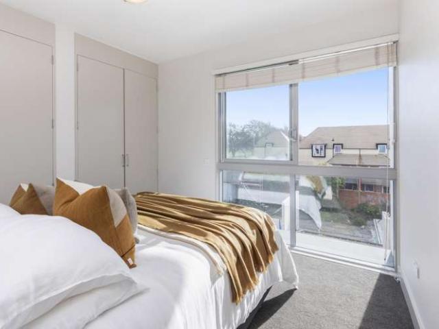 Apartment for sale in Heathcote, Canterbury