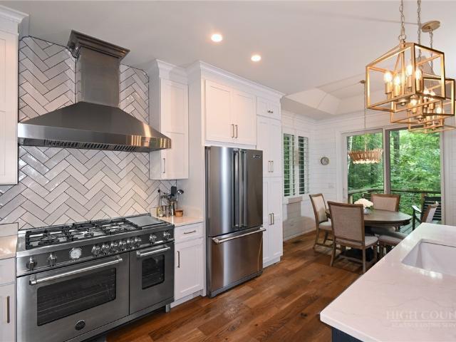House for sale in Avery, North Carolina