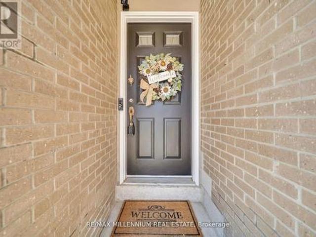 Townhouse for sale in Durham, Ontario