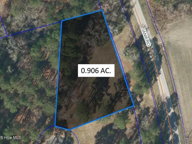 Land for sale in Oriental, North Carolina
