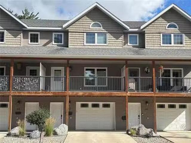 House for sale in Portage La Prairie, Manitoba