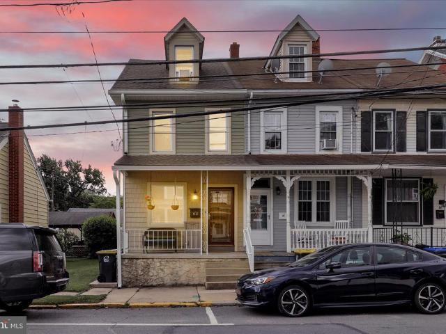 Townhouse for sale in Womelsdorf, Pennsylvania