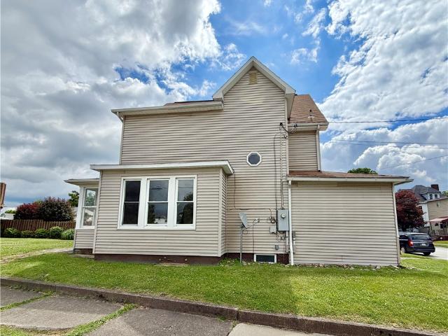 House for sale in Uniontown, Pennsylvania