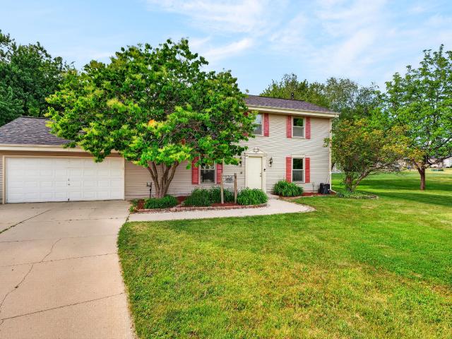House for sale in Hartford, Wisconsin