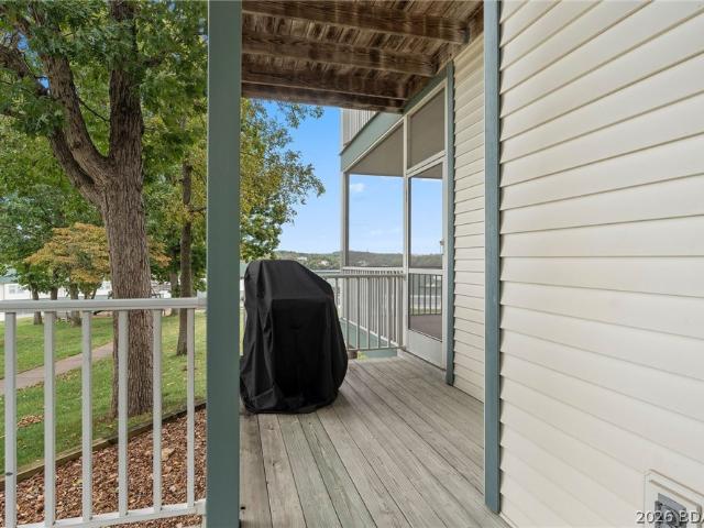 Condo for sale in Sunrise Beach, Camden County