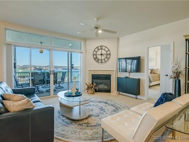 Condo for sale in Sunrise Beach, Missouri
